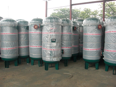 承接各种D1、D2级（Ⅰ、Ⅱ类）储气罐设计和制造